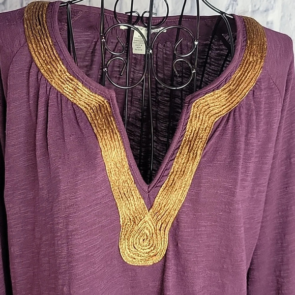 LUCKY‎ BRAND Purple and Gold Embroidered Blouse Large - Picture 2 of 7